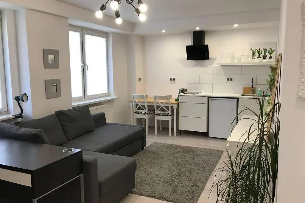 Topfloor Quietrelax-Very Cozy And Quite Apartment location